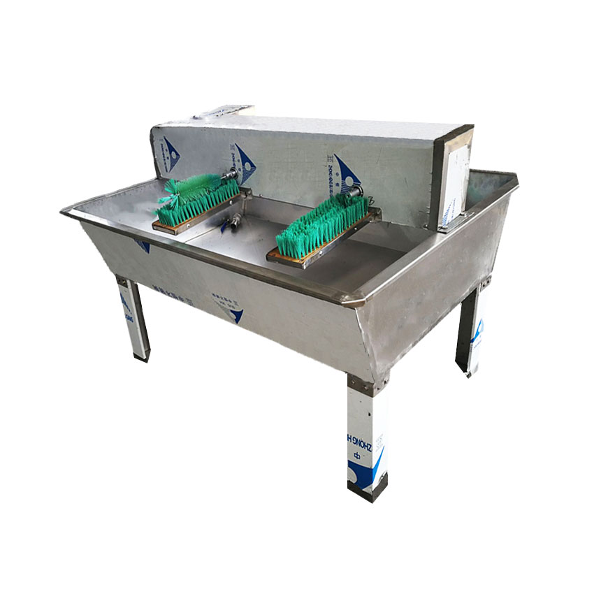 Half-automatic Bottle Brushing Machine